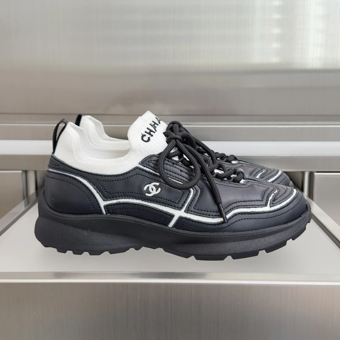 Chanel Sneakers — 1938d121