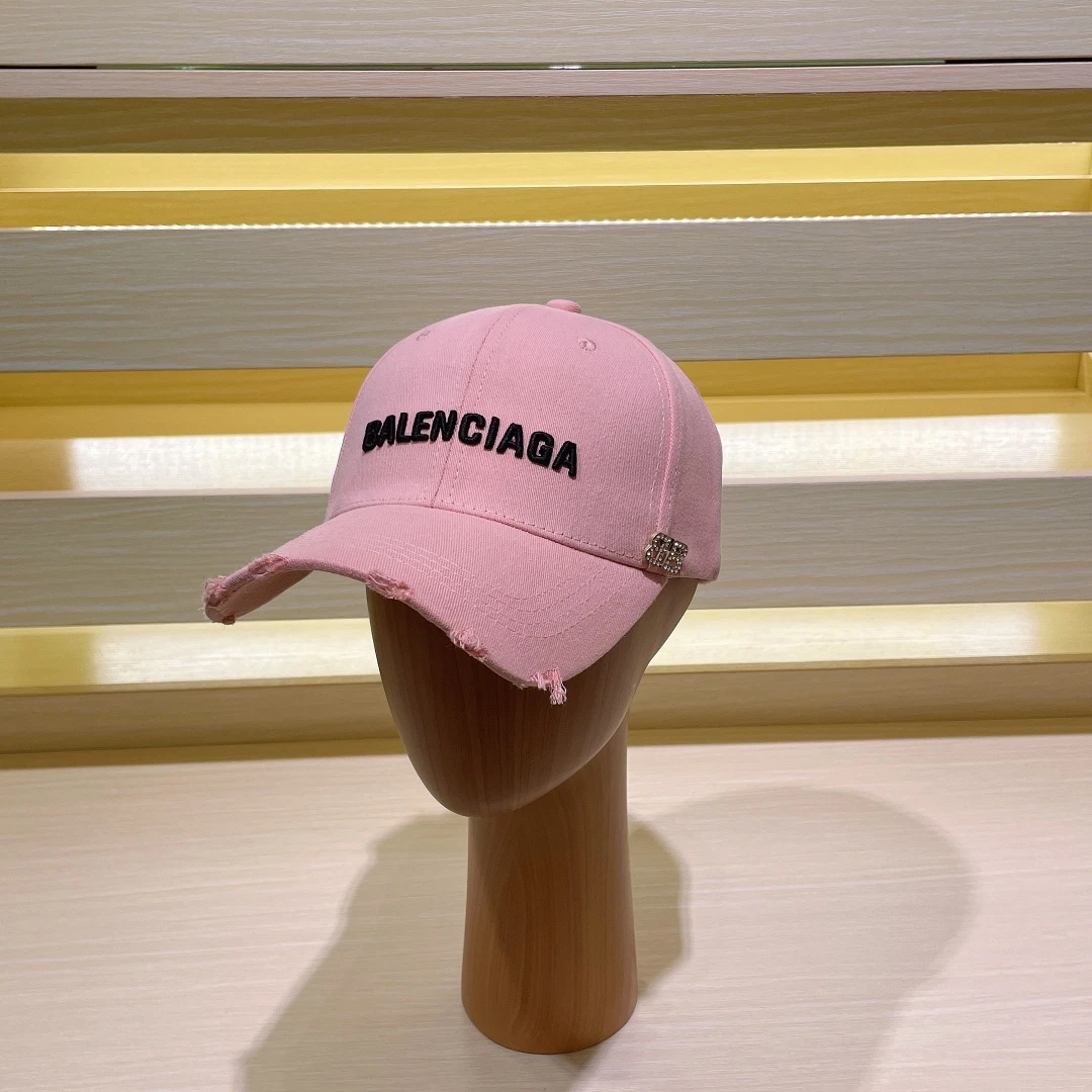 Balenciaga Hat — 1017a276