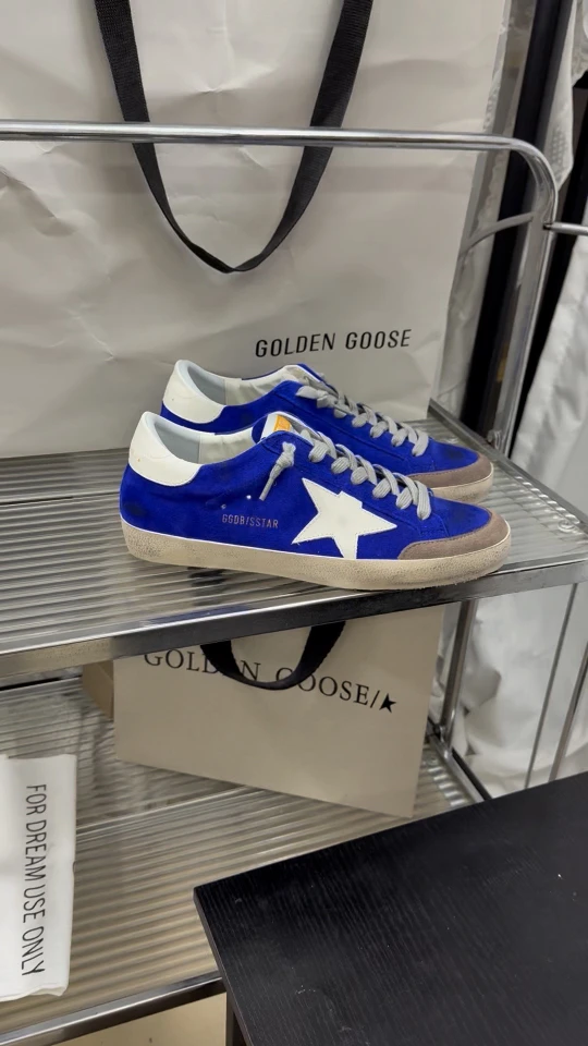Golden Goose Sneakers — 2c8bc325