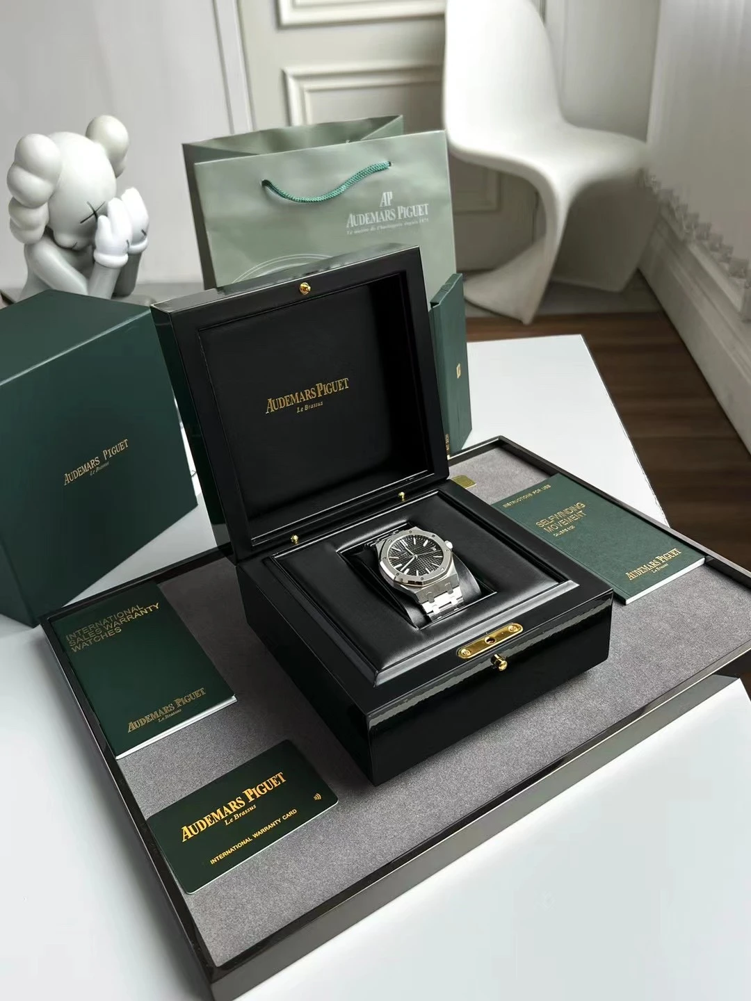 Audemars Piguet Watch — 52a24634