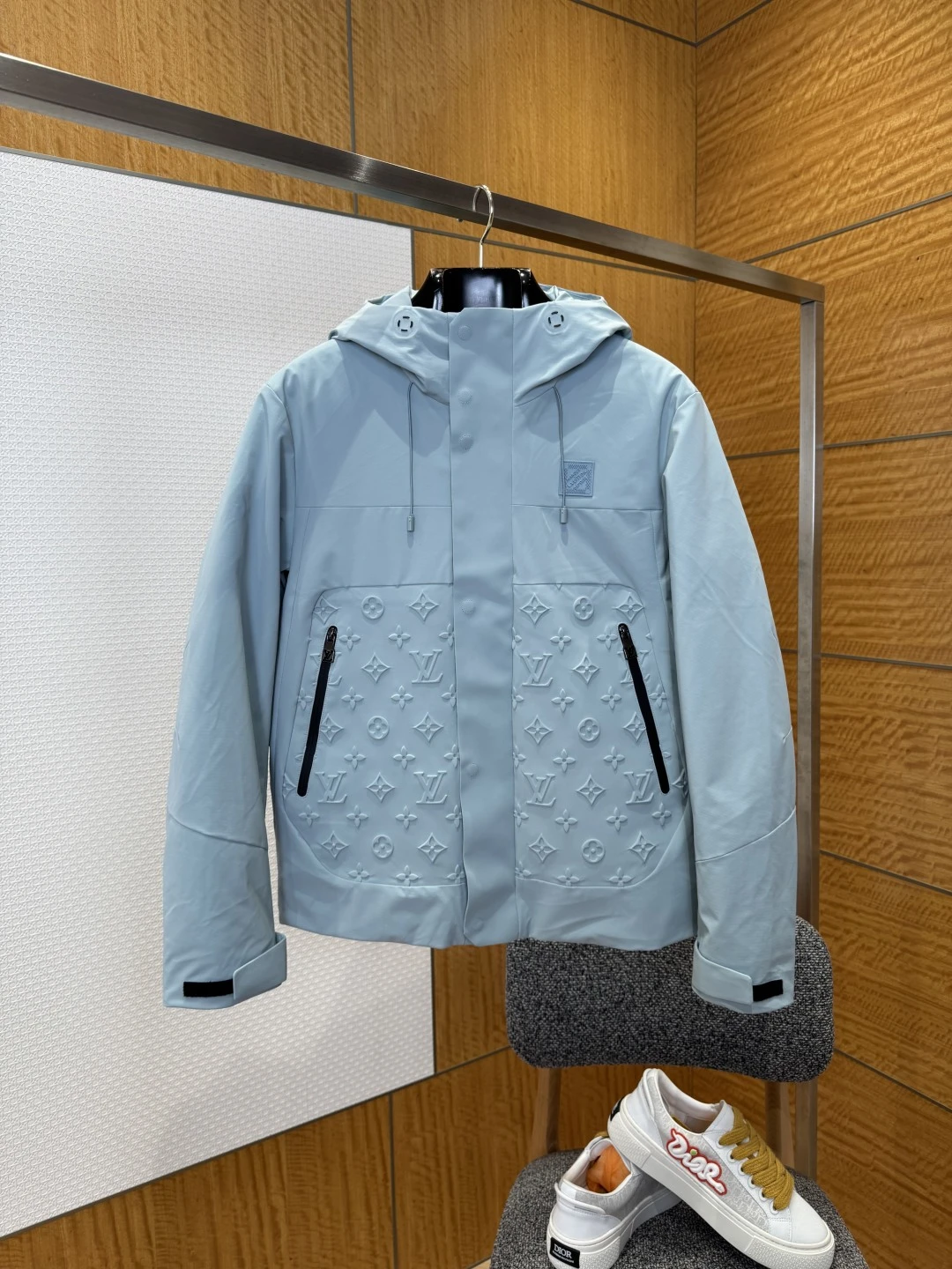 Louis Vuitton Down Jacket — fec4e085