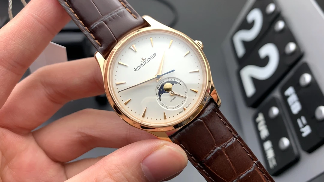 Jaeger-LeCoultre Watch — a7bec6df