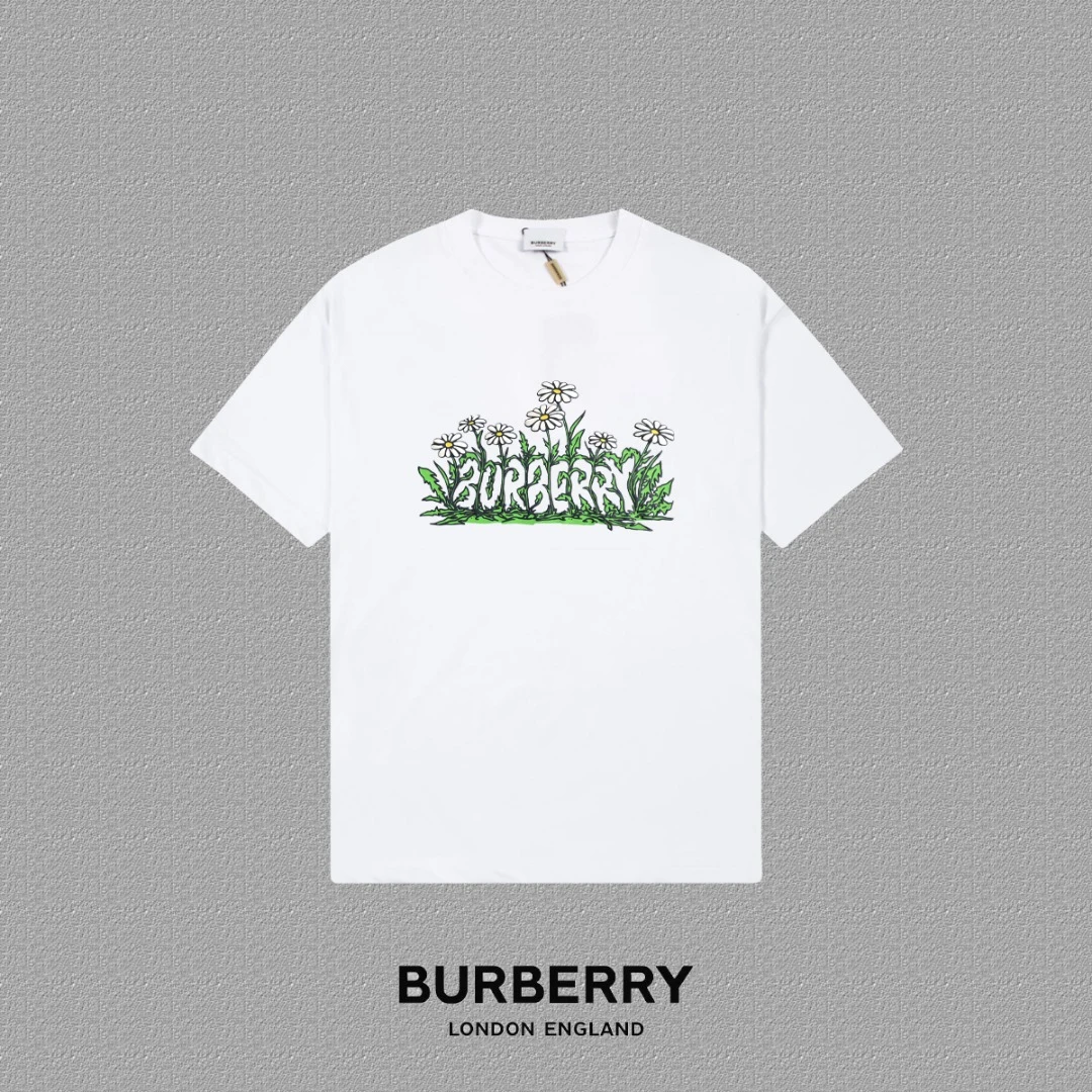 Burberry T-Shirt — 321ef54b