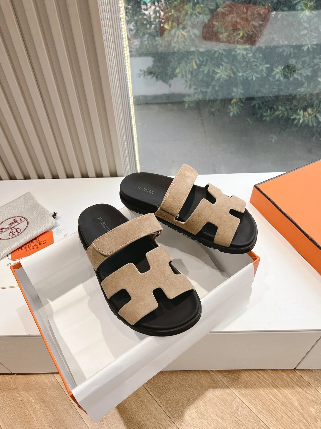 Hermès Slippers — 09062641