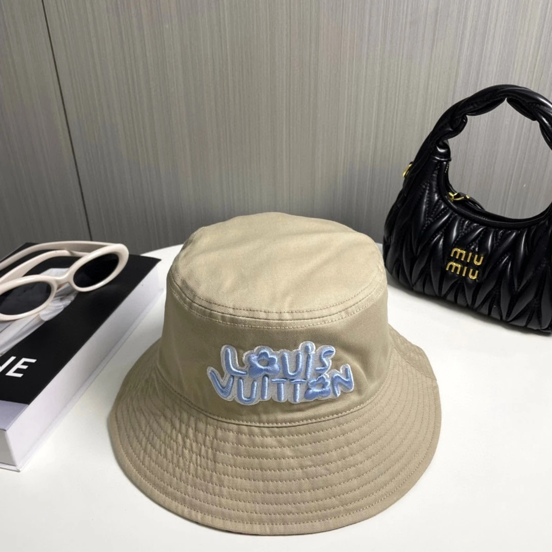 Louis Vuitton Hats — 5c16c66d