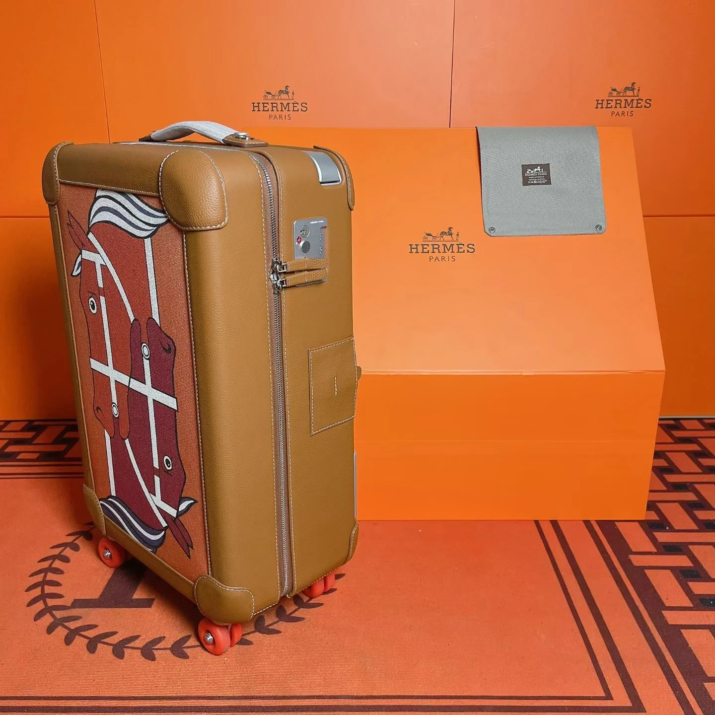 Luggage — 5d4abca2