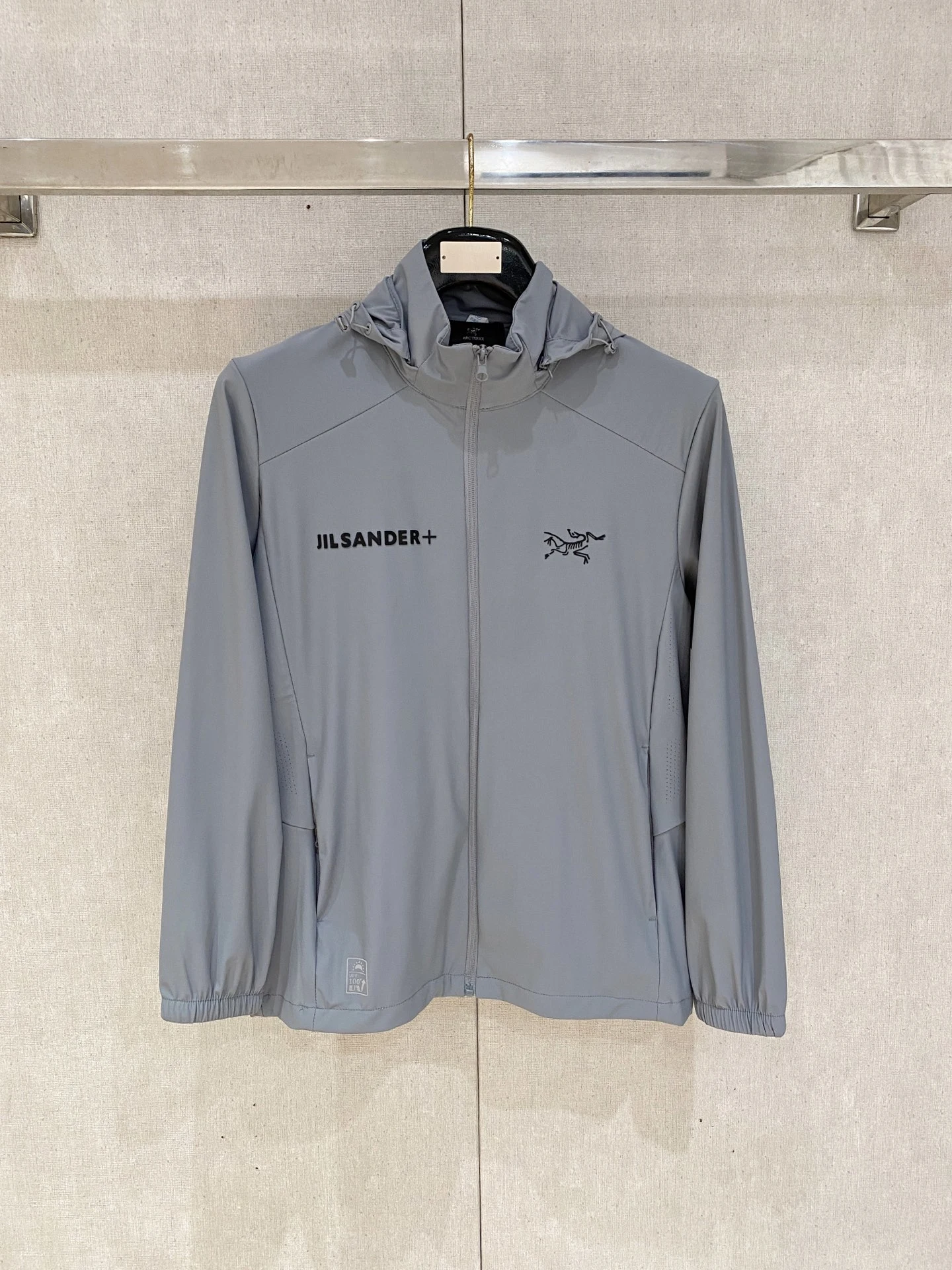 Jackets — f10c6d2b