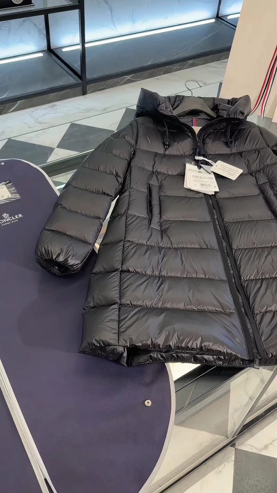 Moncler Down Jackets — 9aa0d4e5