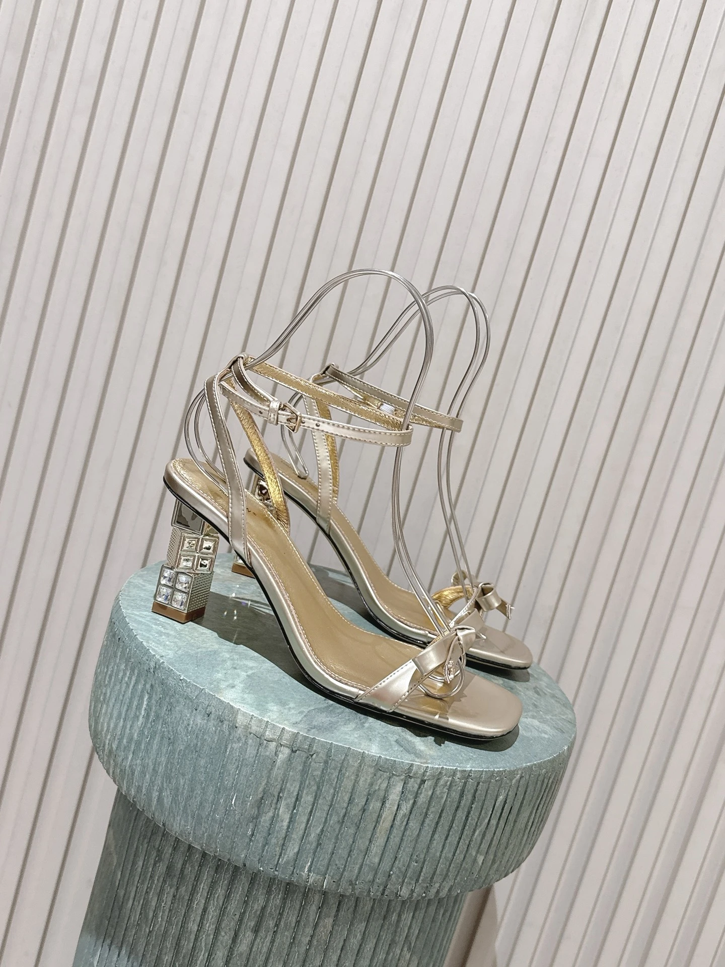 Louis Vuitton Sandals — a8757d4b