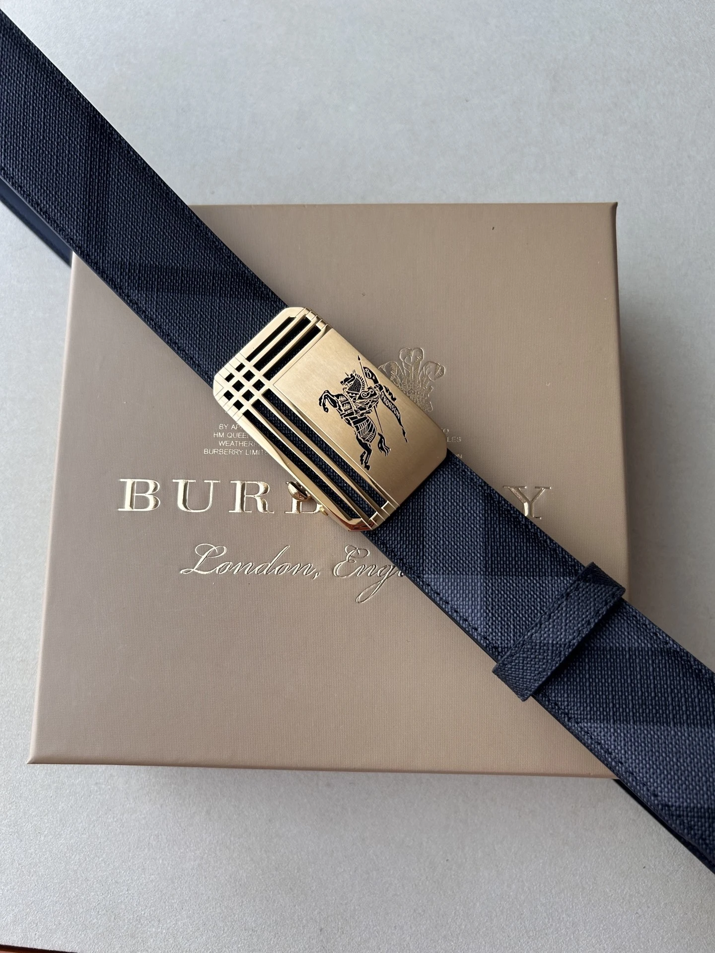 Burberry Belt — 907a970a