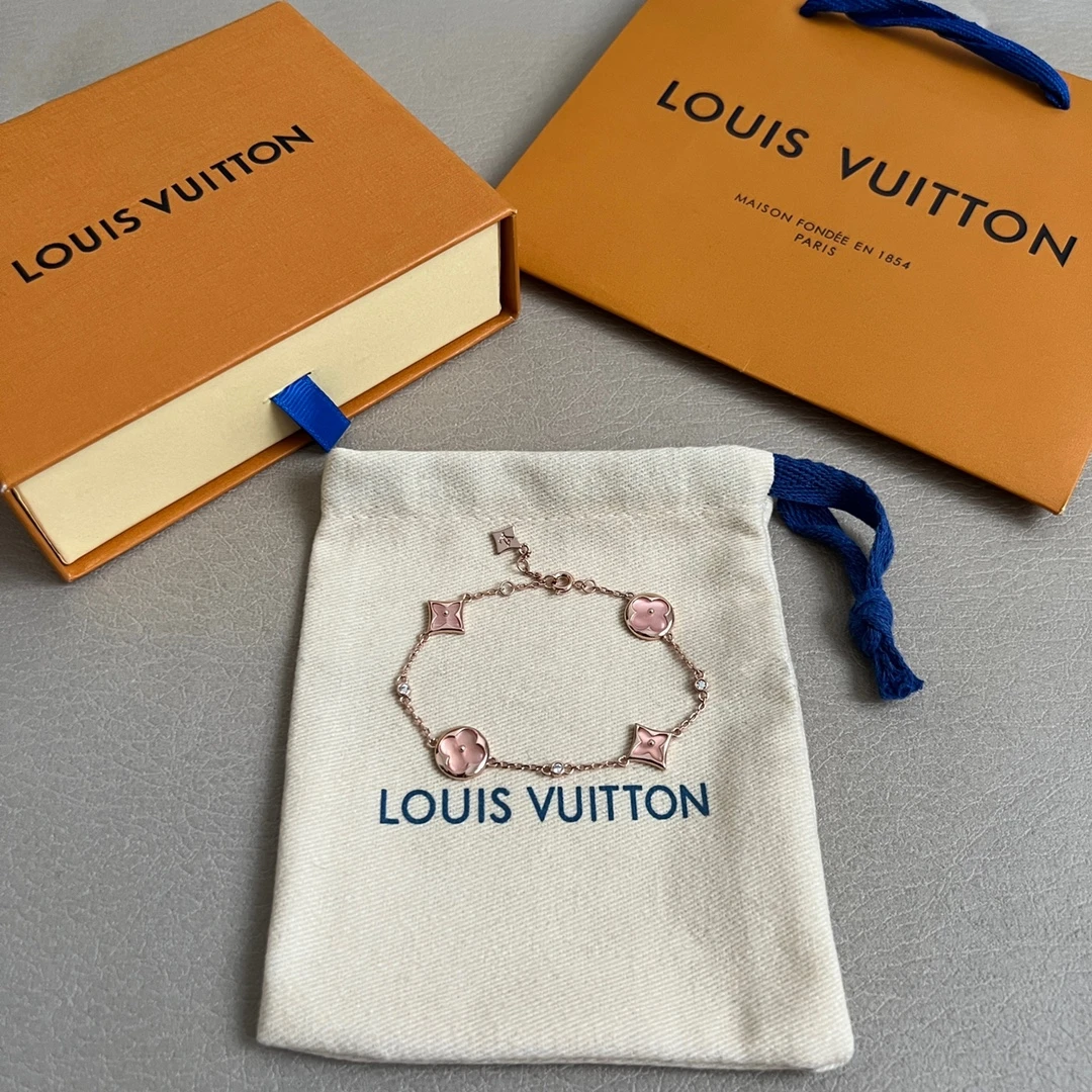 Louis Vuitton Bracelets — b5d0b1b7