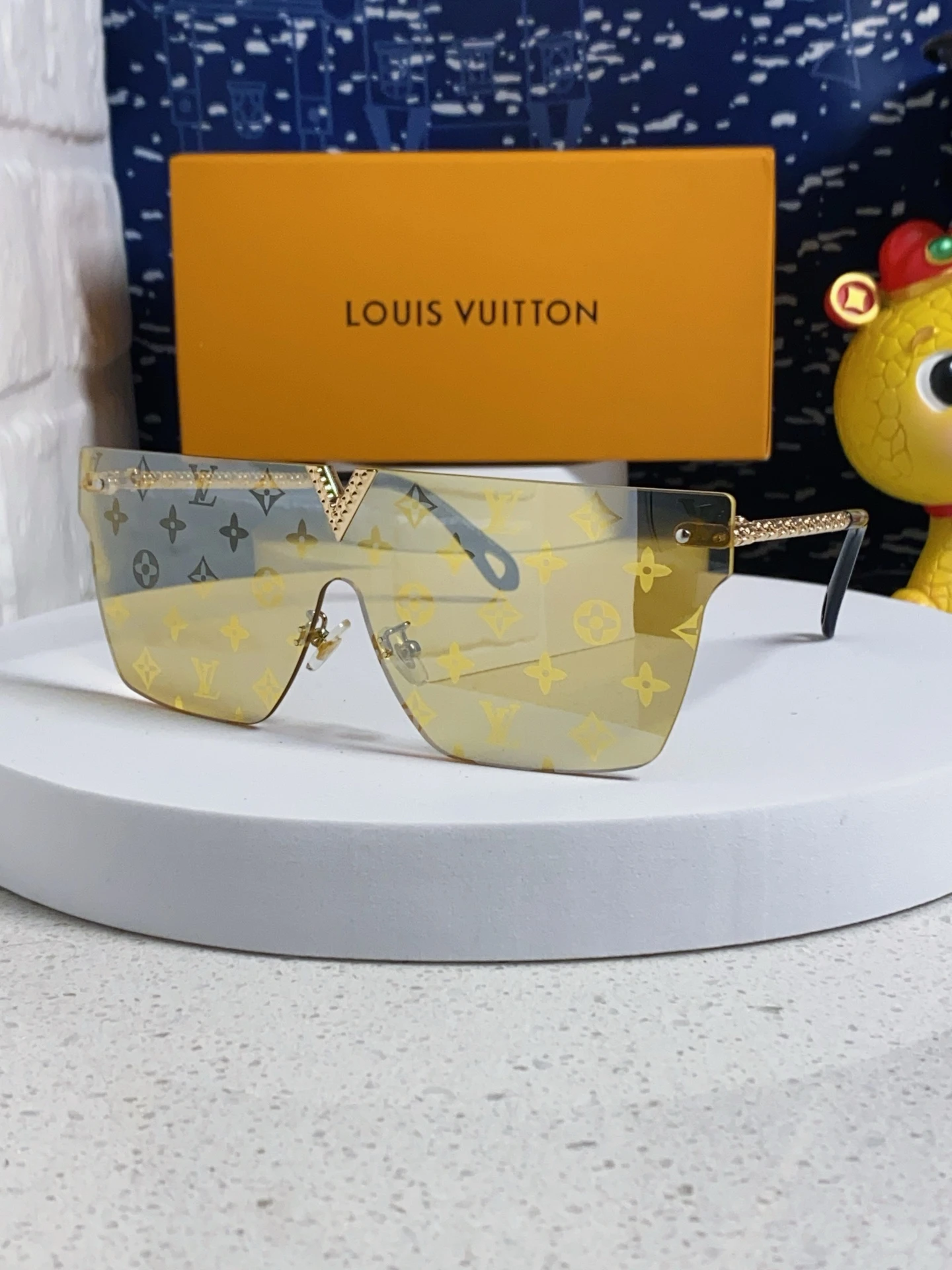 Louis Vuitton Eyewear — ff4f9152