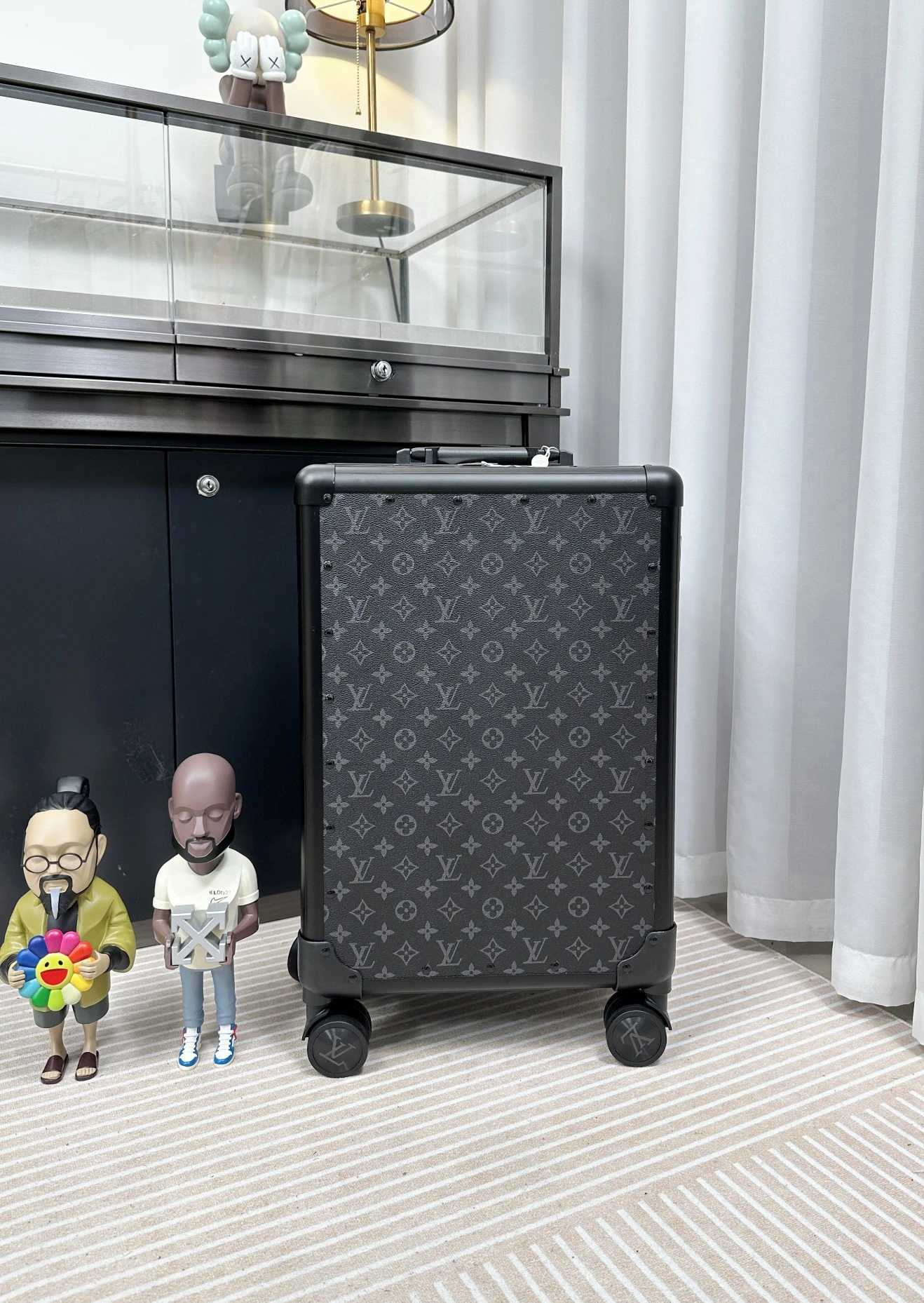 Louis Vuitton Luggage — 39722378