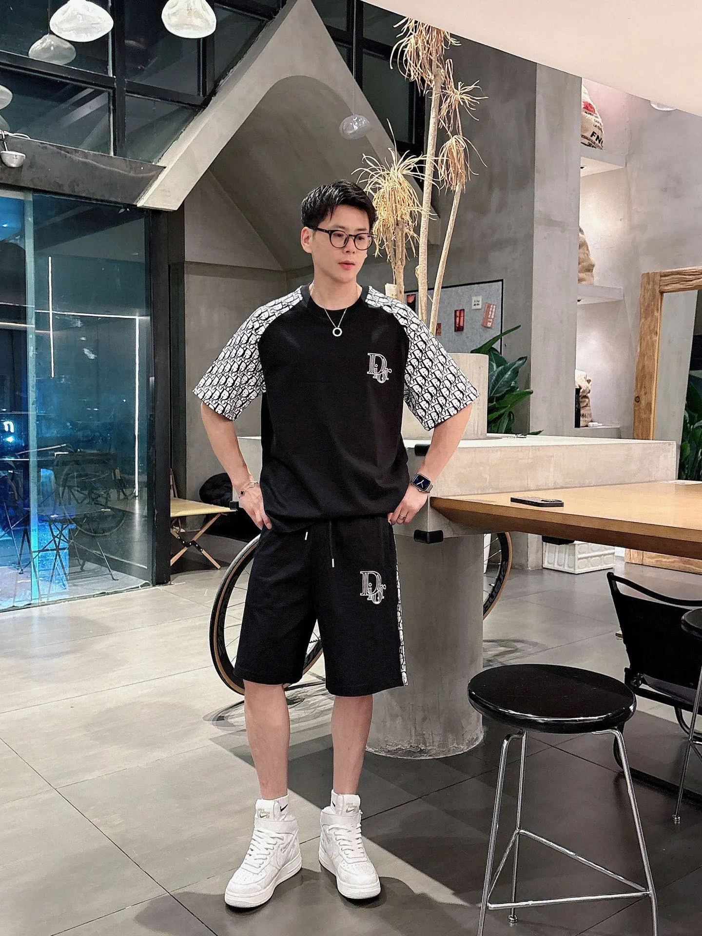 Dior T-Shirt — 1a863594