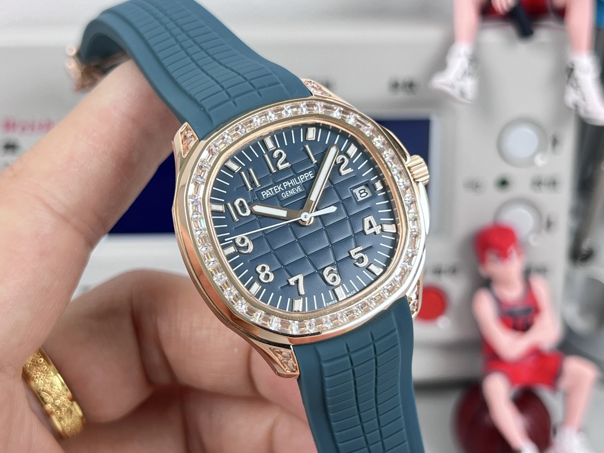 Patek Philippe Watch — 02694c5b