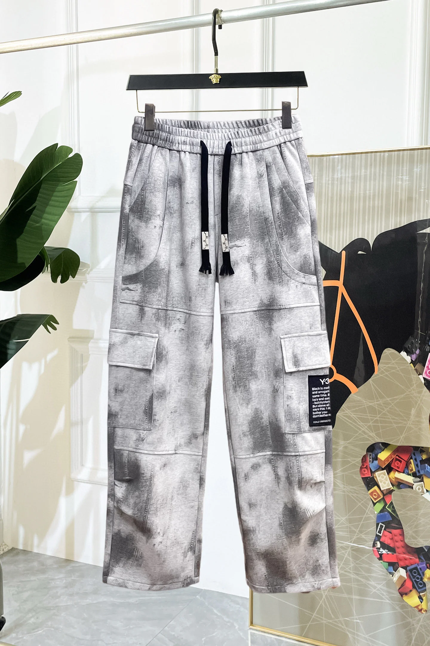 Trousers — f57f5374