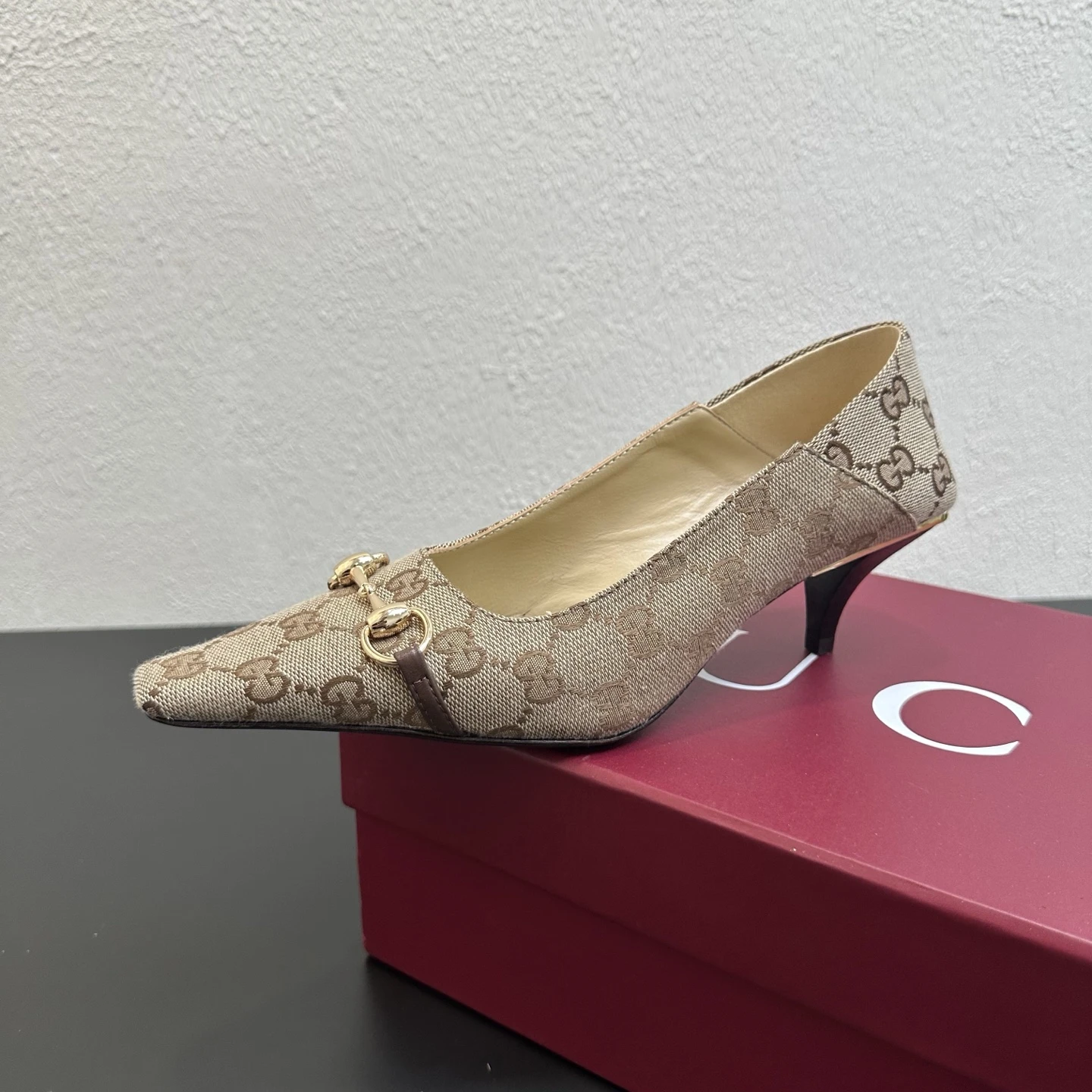 Gucci Shoes — 10e34af3
