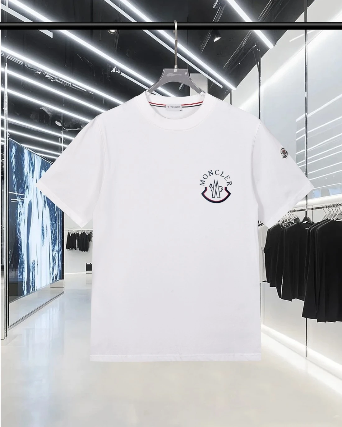 Moncler T-Shirt — 5a673078