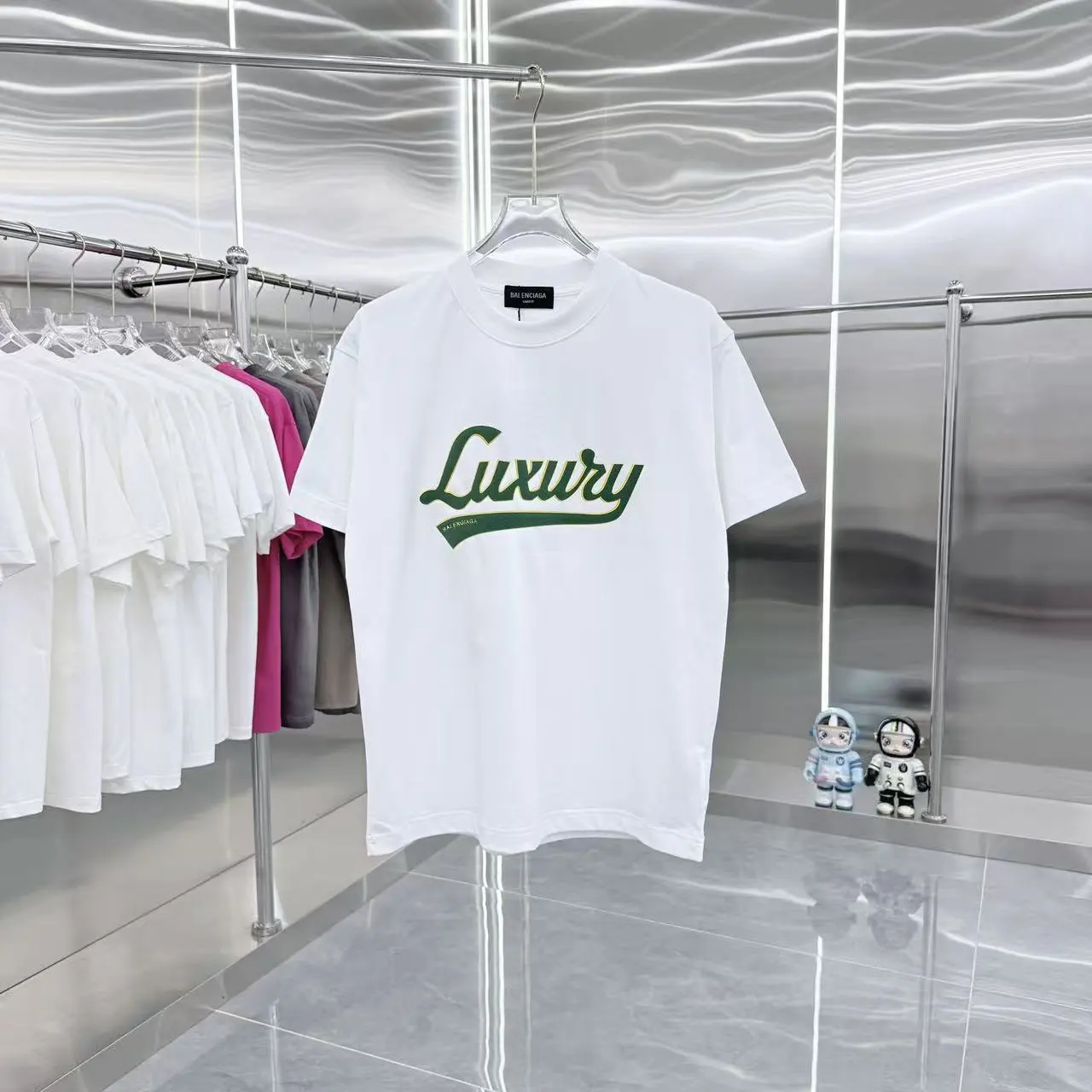 Balenciaga T-Shirt — 2cc33fa4