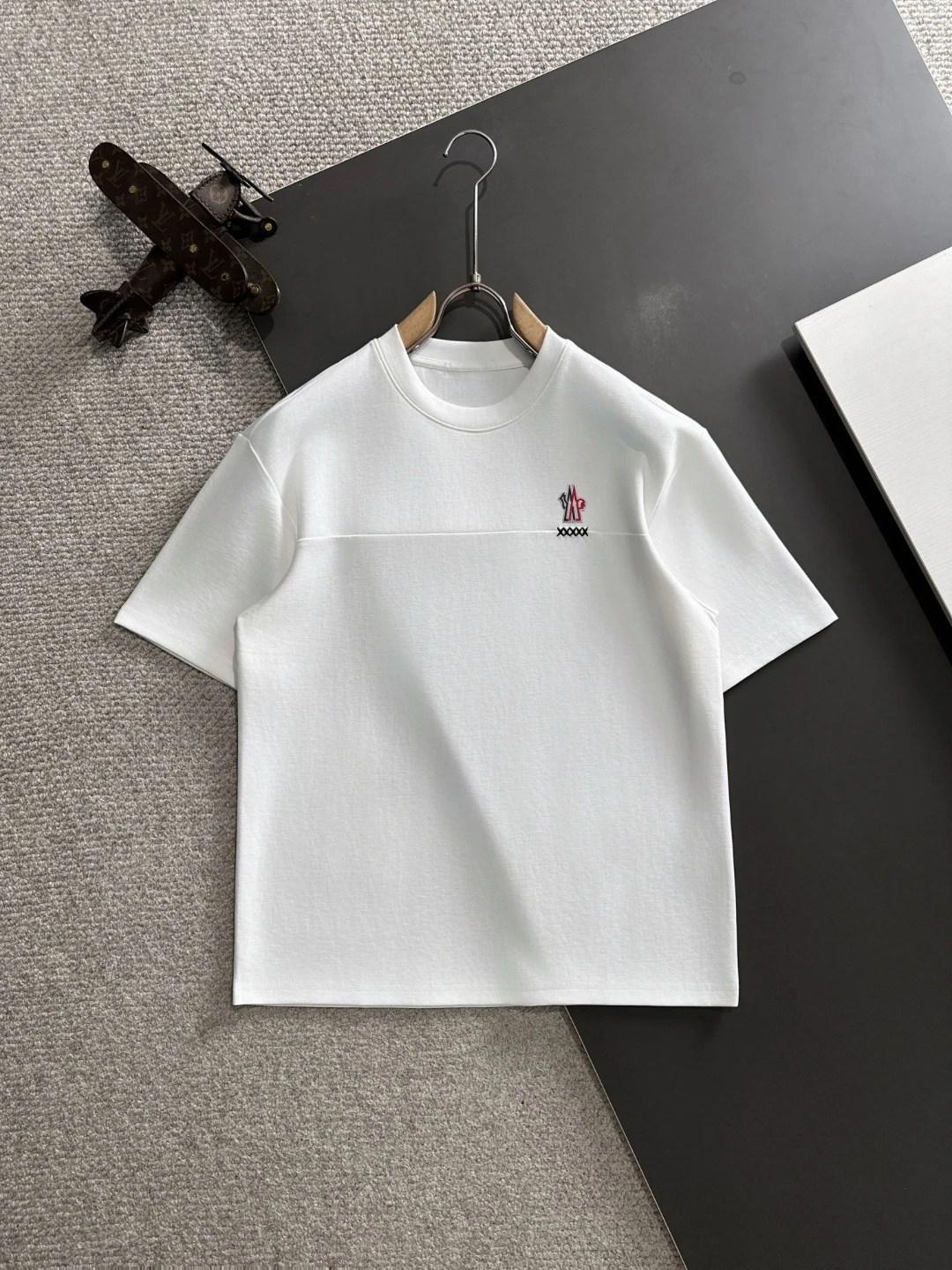 Moncler T-Shirt — 928d0eb1