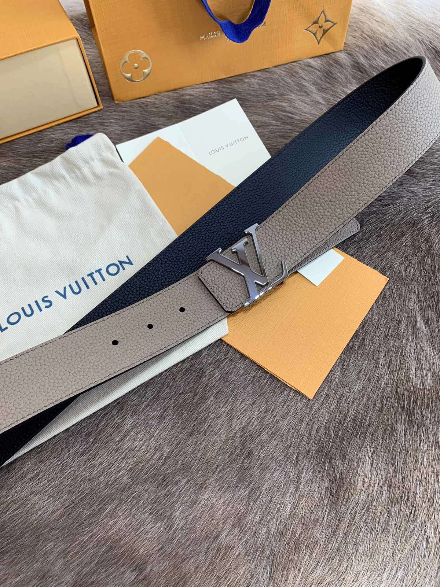 Louis Vuitton Belt — bbeeb982
