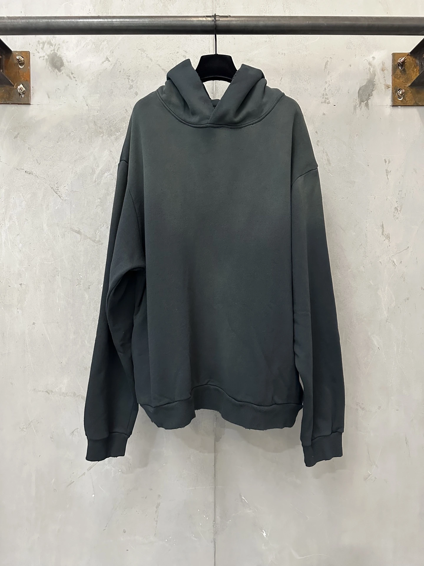 Hoodies — 2a34d0b2
