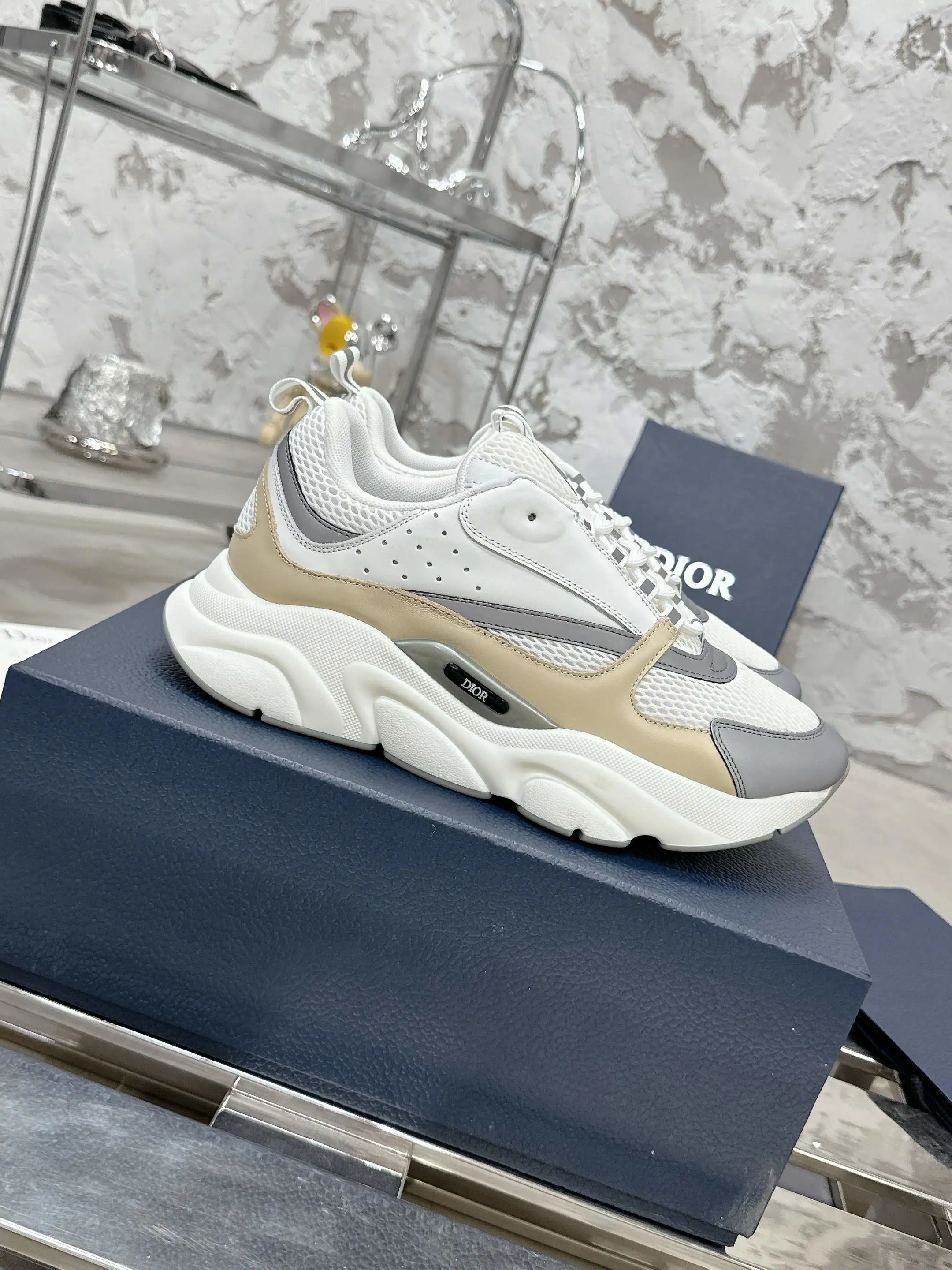 Dior Sneakers — d53f26cf