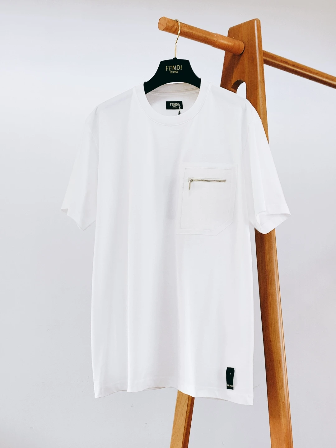 Fendi T-Shirts — 83c80443