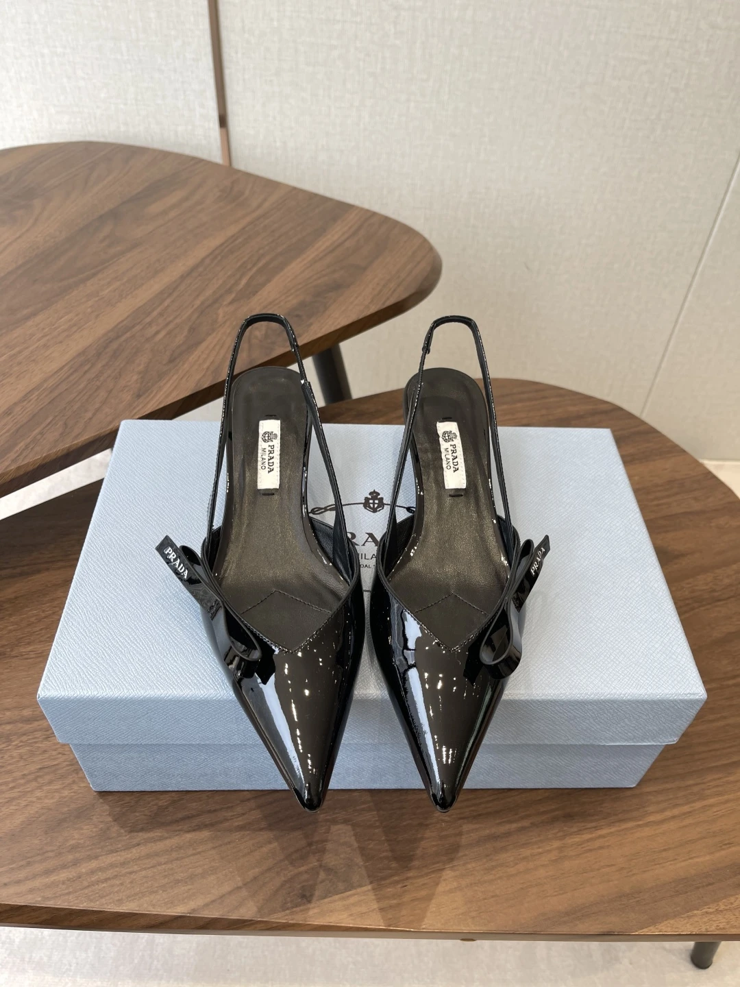 Prada Shoes — ee15c575