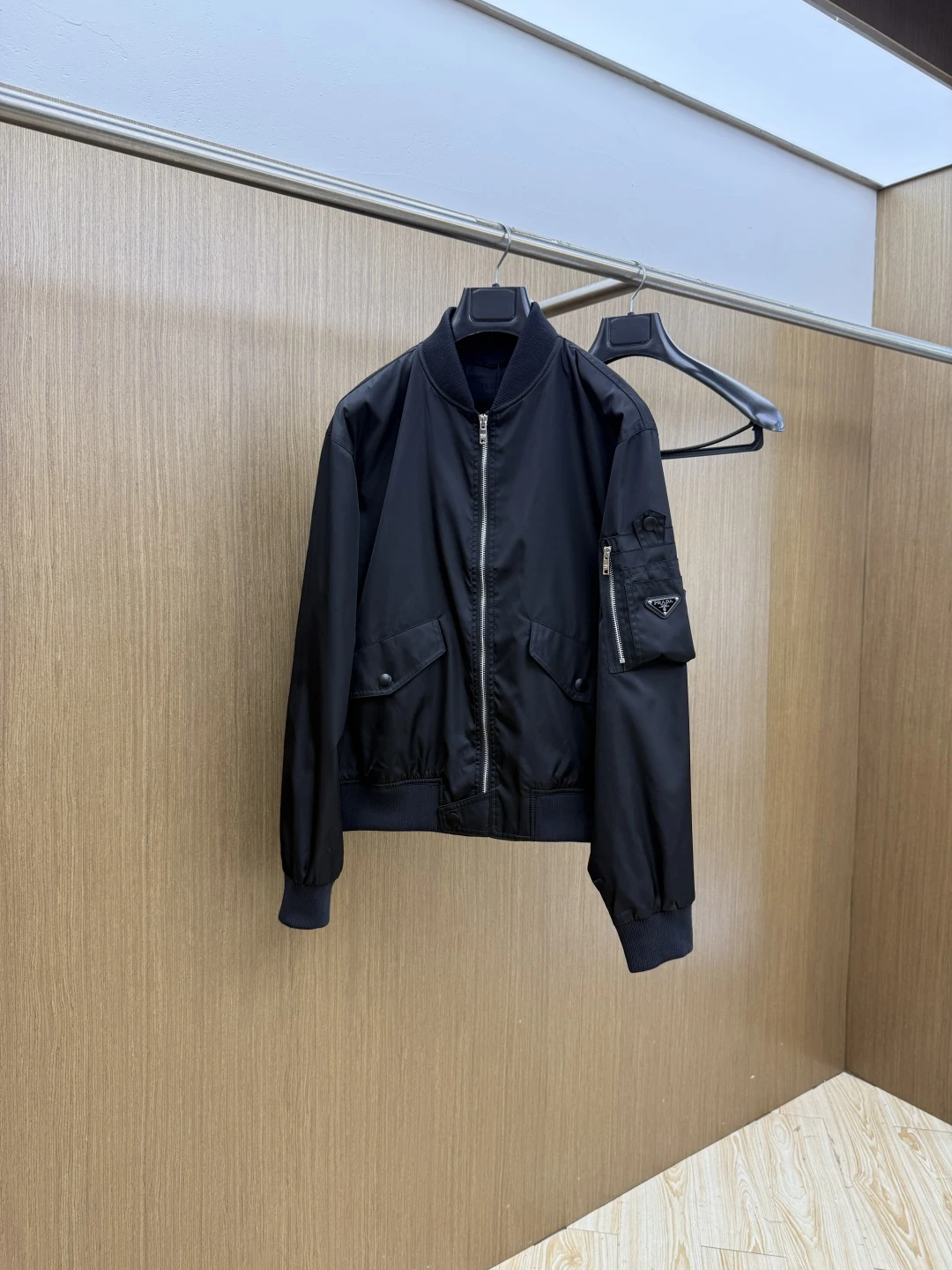 Jackets — f6cbcda3