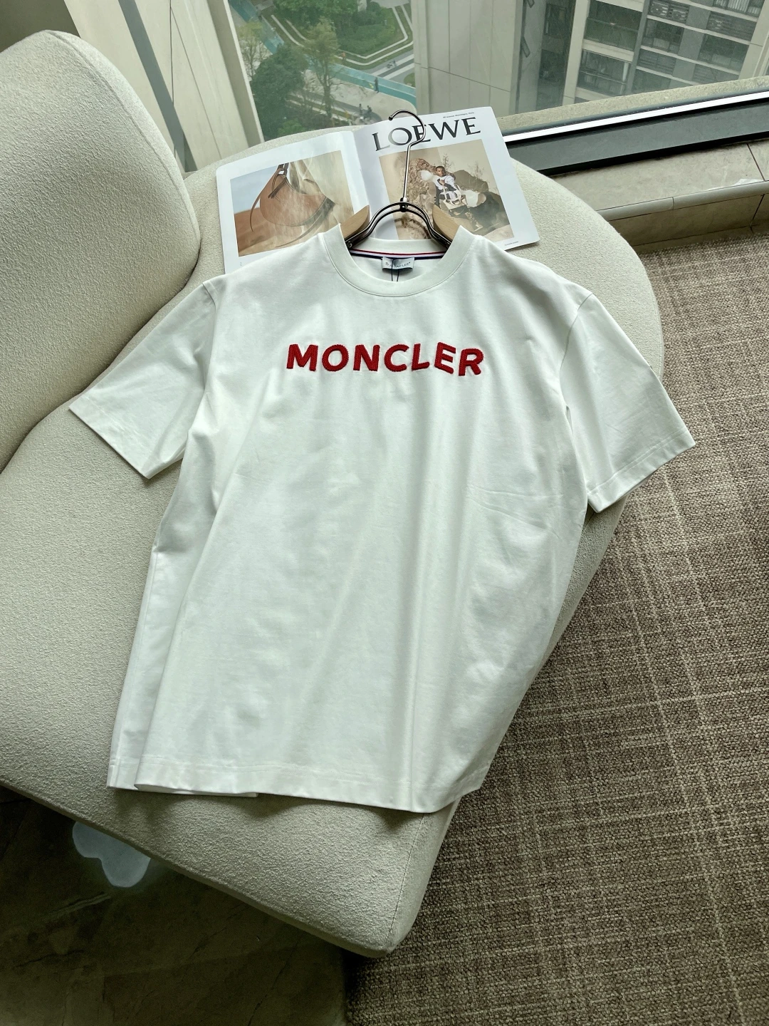 Moncler T-Shirt — 2343b6e8