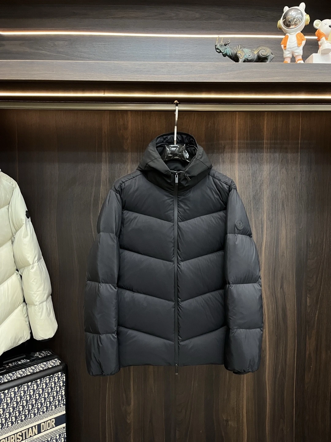 Moncler Down Jacket — d5683a70