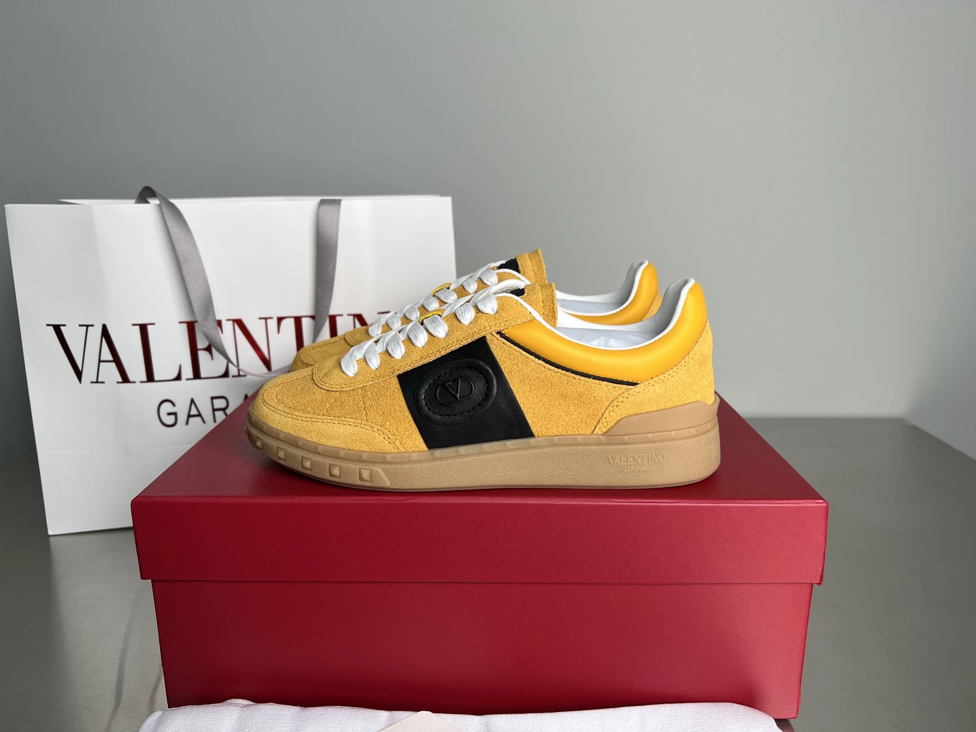 Valentino Sneakers — c7352dd1