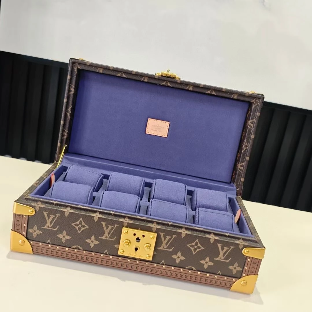 Luggage — 5767792f