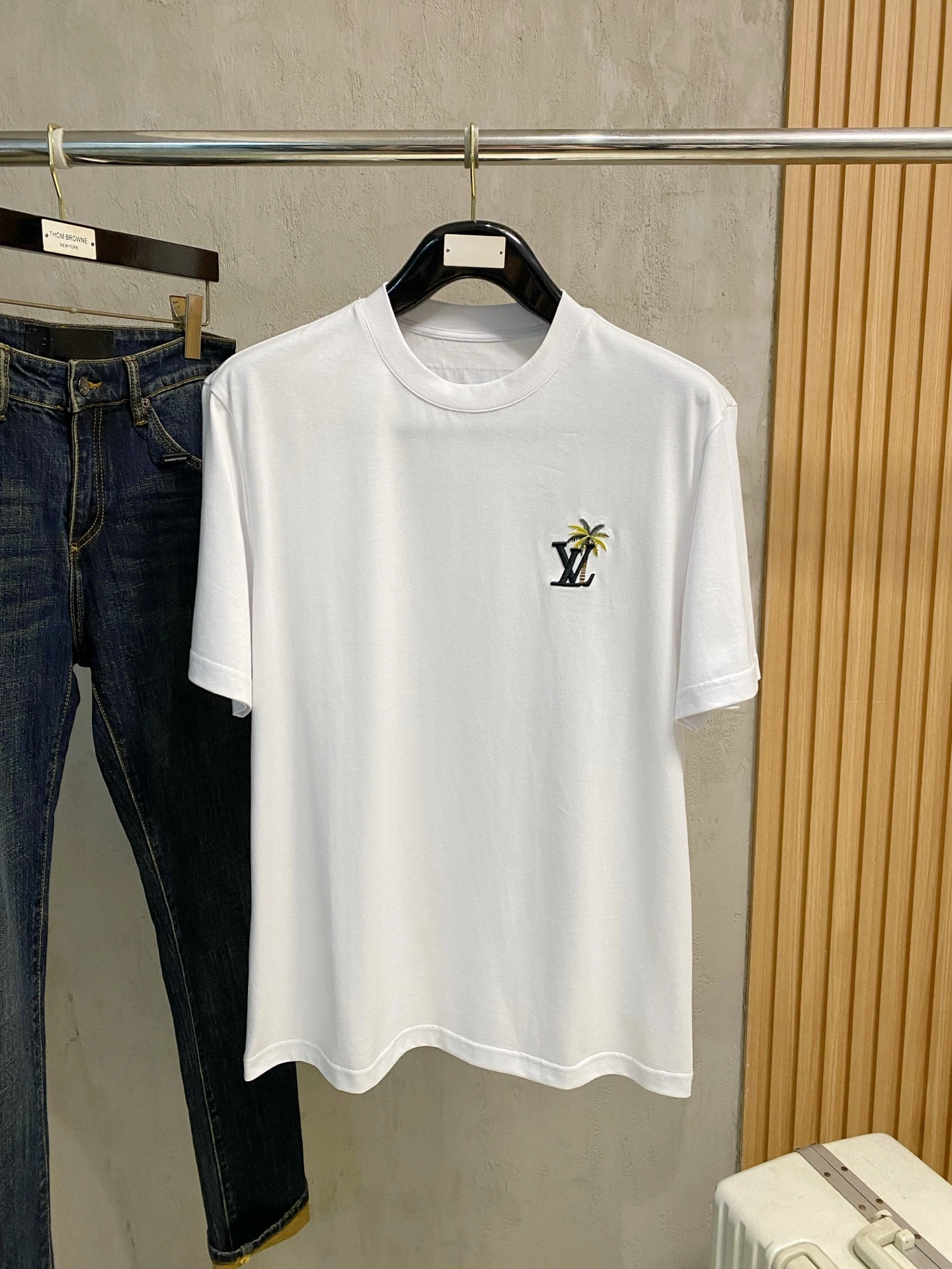 Louis Vuitton T-Shirt — 1b07bd51