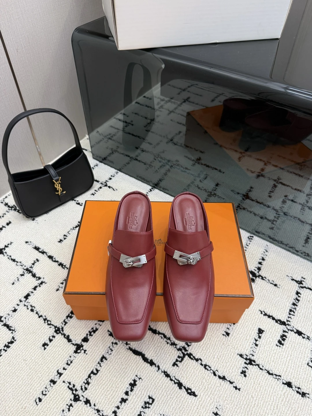 Hermès Sandals — cfa1154e