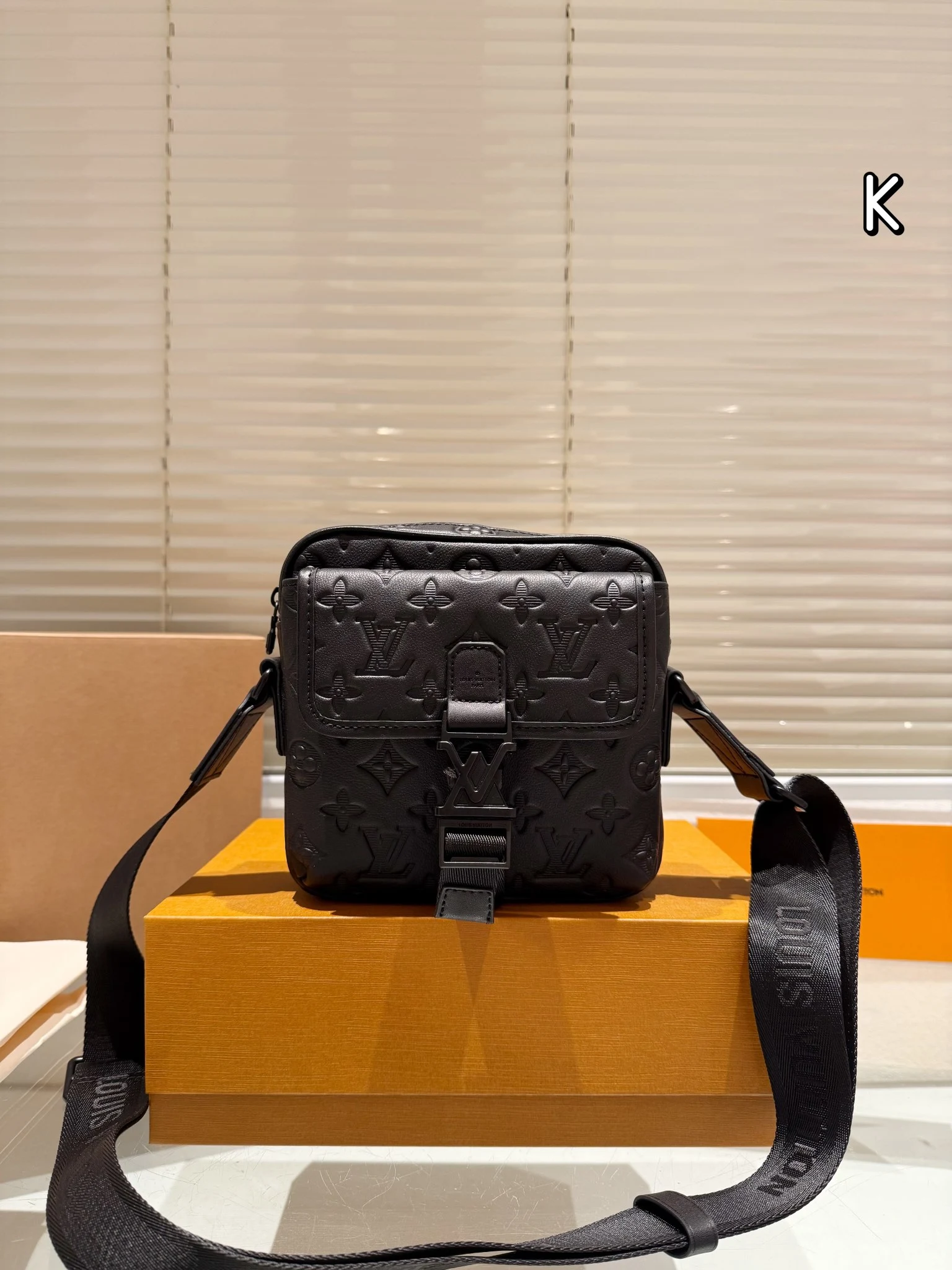 Louis Vuitton Bag — 58728d4e