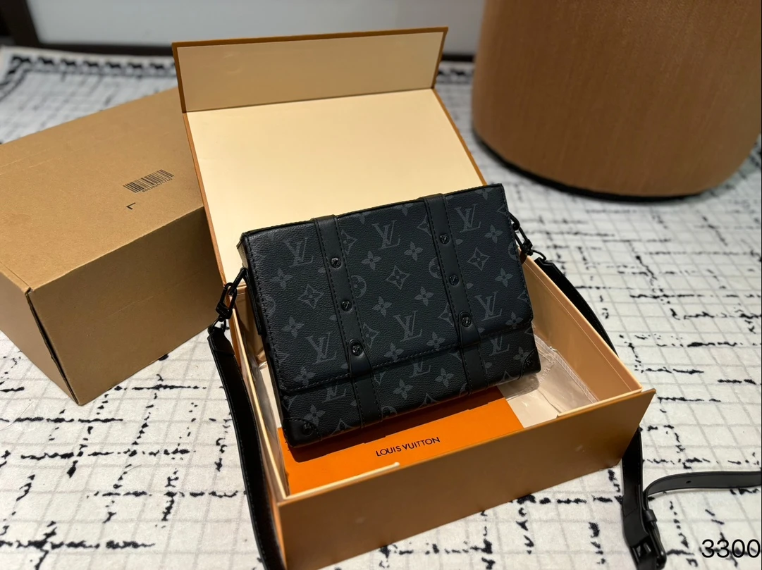 Louis Vuitton Bag — f3f5ef8e