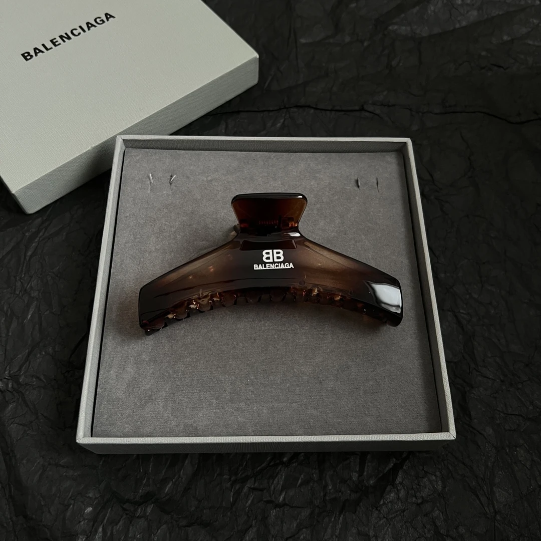 Balenciaga Jewellery — 56f95dc3
