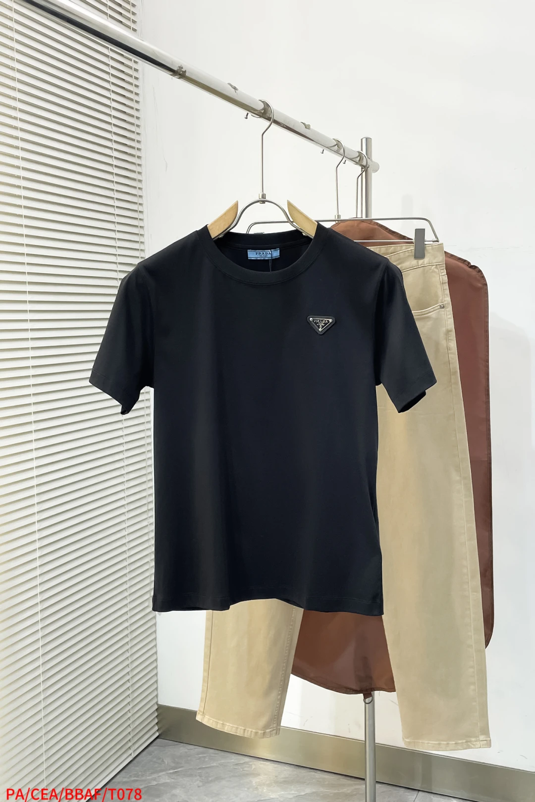 Prada T-Shirt — 0f2f2698