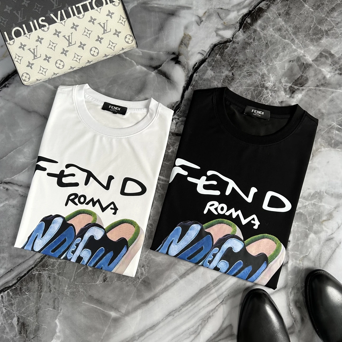 Fendi T-Shirt — 8cf98ecd