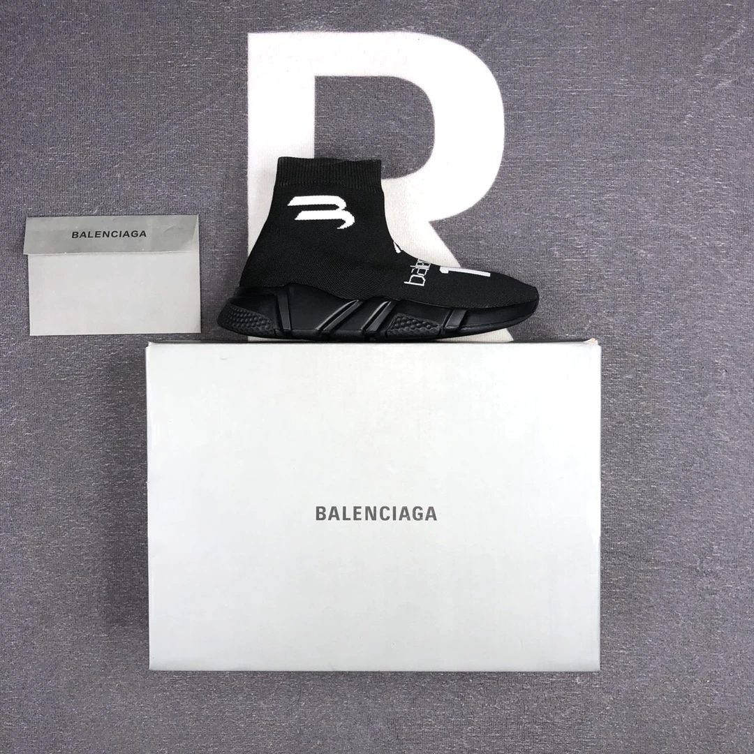 Balenciaga Sneakers — cbb27fd3