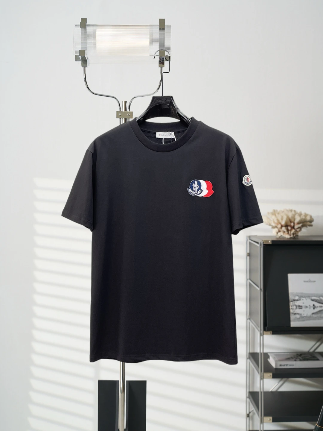 Moncler T-Shirt — 94c22d33