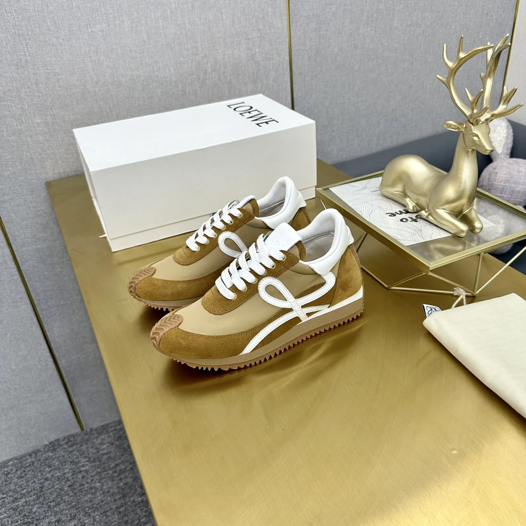 Loewe Shoes — 609b64a9