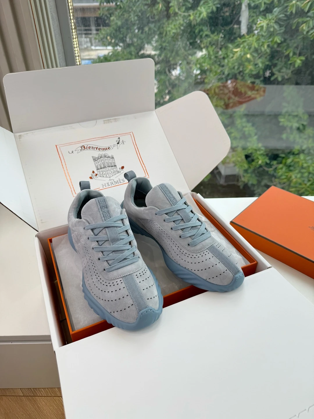 Hermès Sneakers — 0ce729c1