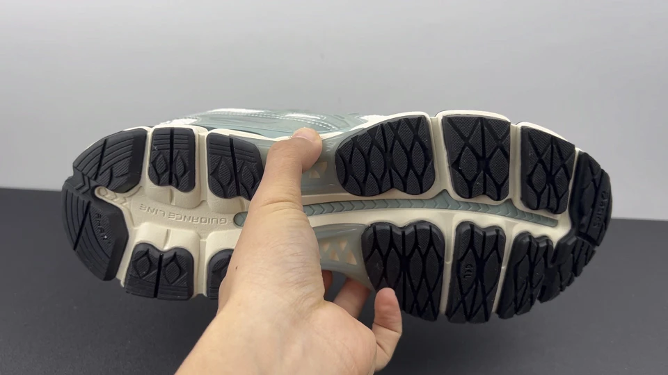 Asics Shoes — c94ce39e