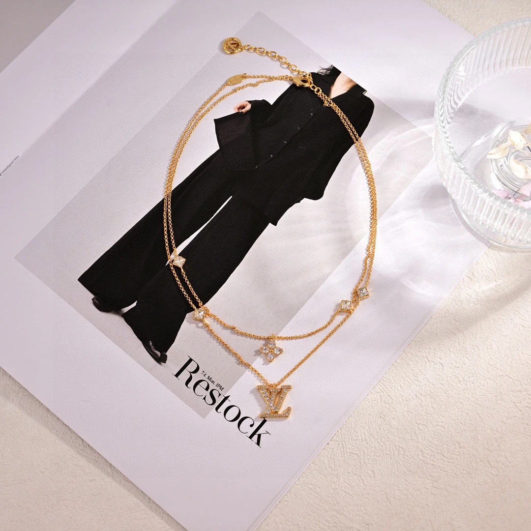 Louis Vuitton Earrings — 0954e4f6