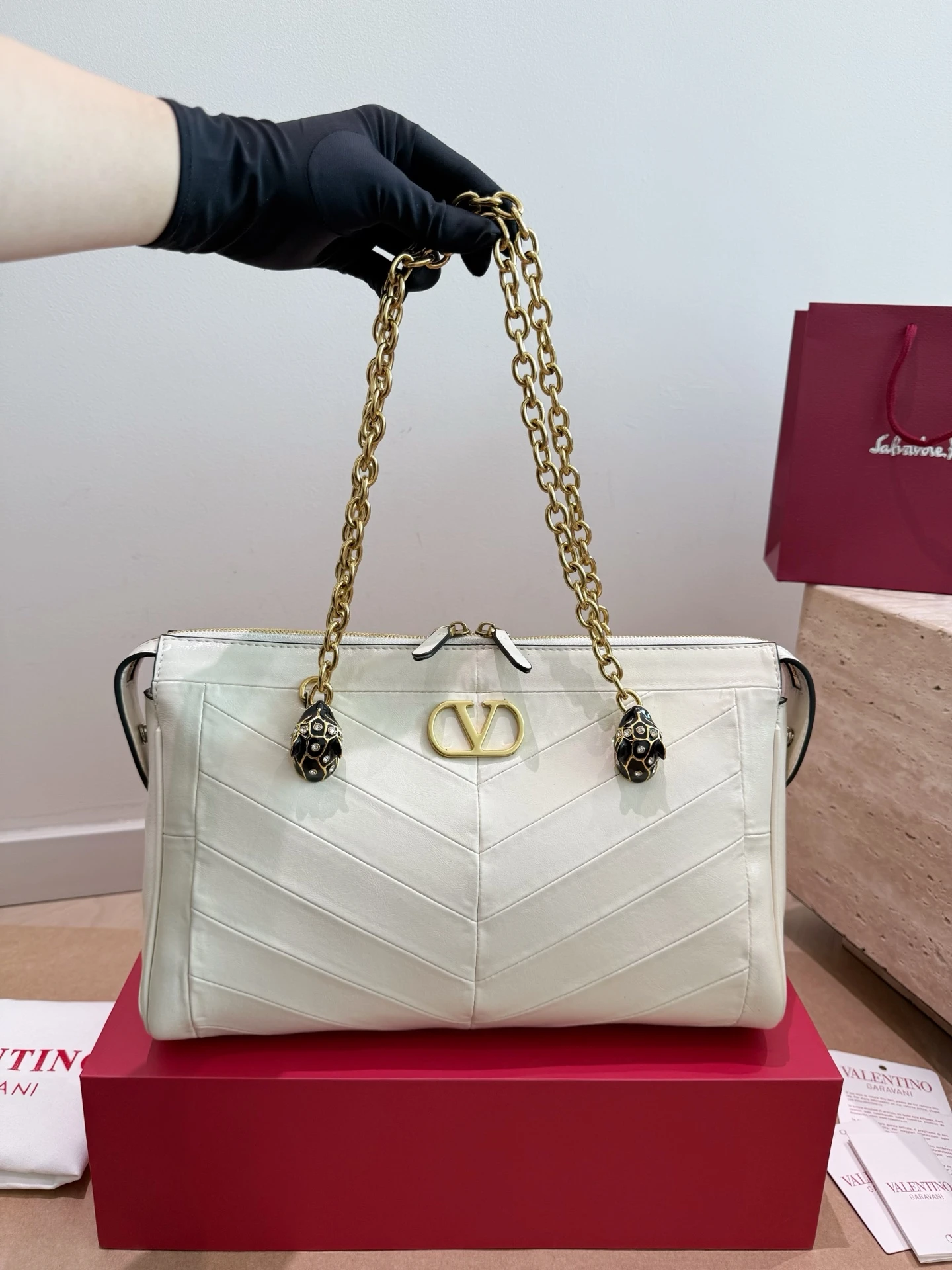 Valentino Bag — 25ec396c