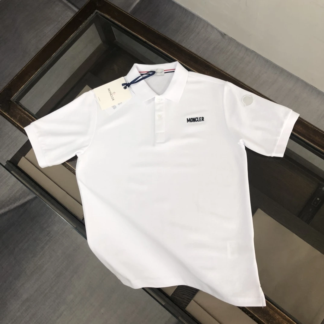 Moncler T-Shirt — 43153e77