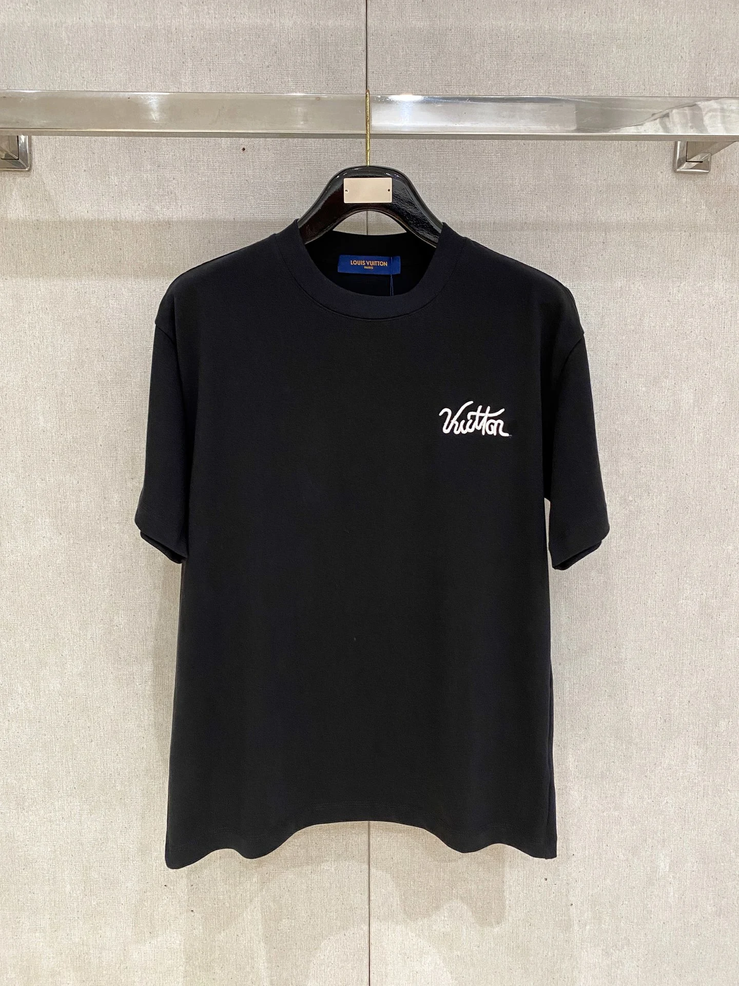 Louis Vuitton T-Shirt — 7612164a